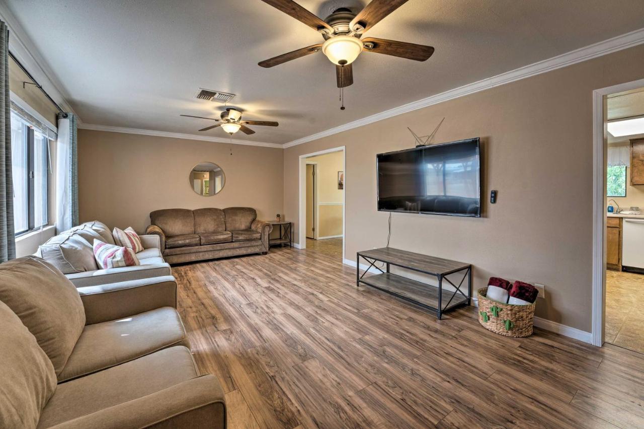 Updated Family Home - 2 Blocks To Colorado River! Bullhead City Dış mekan fotoğraf